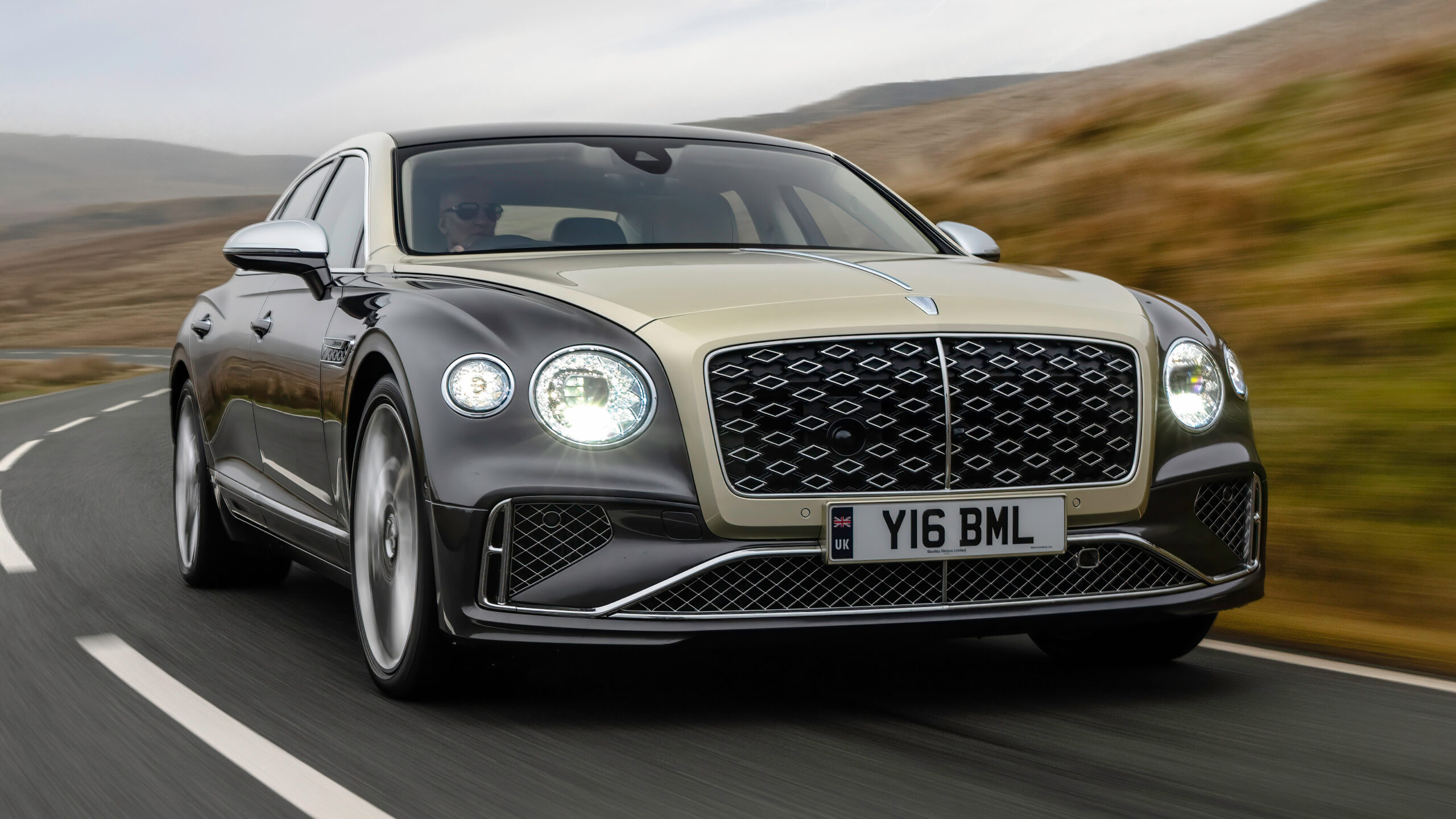 1-Bentley-Flying-Spur-review-2025-UK-scaled.jpg