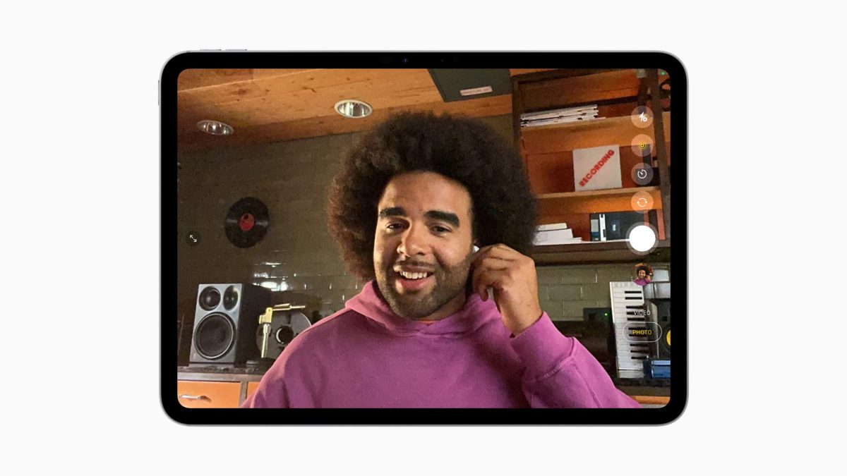 iOS-26-ile-Appledan-Beklenen-AirPods-Yeniligi.jpg