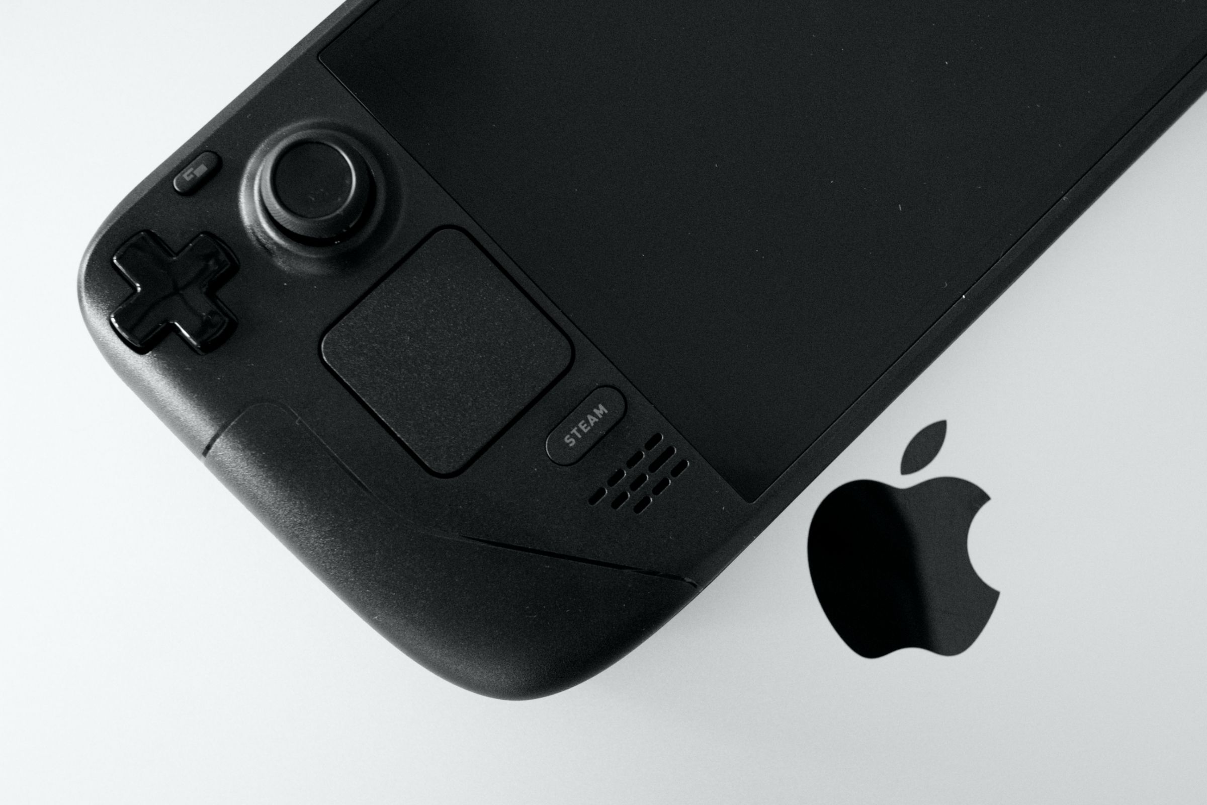 steam-deck-oled-on-a-macbook-pro.jpg