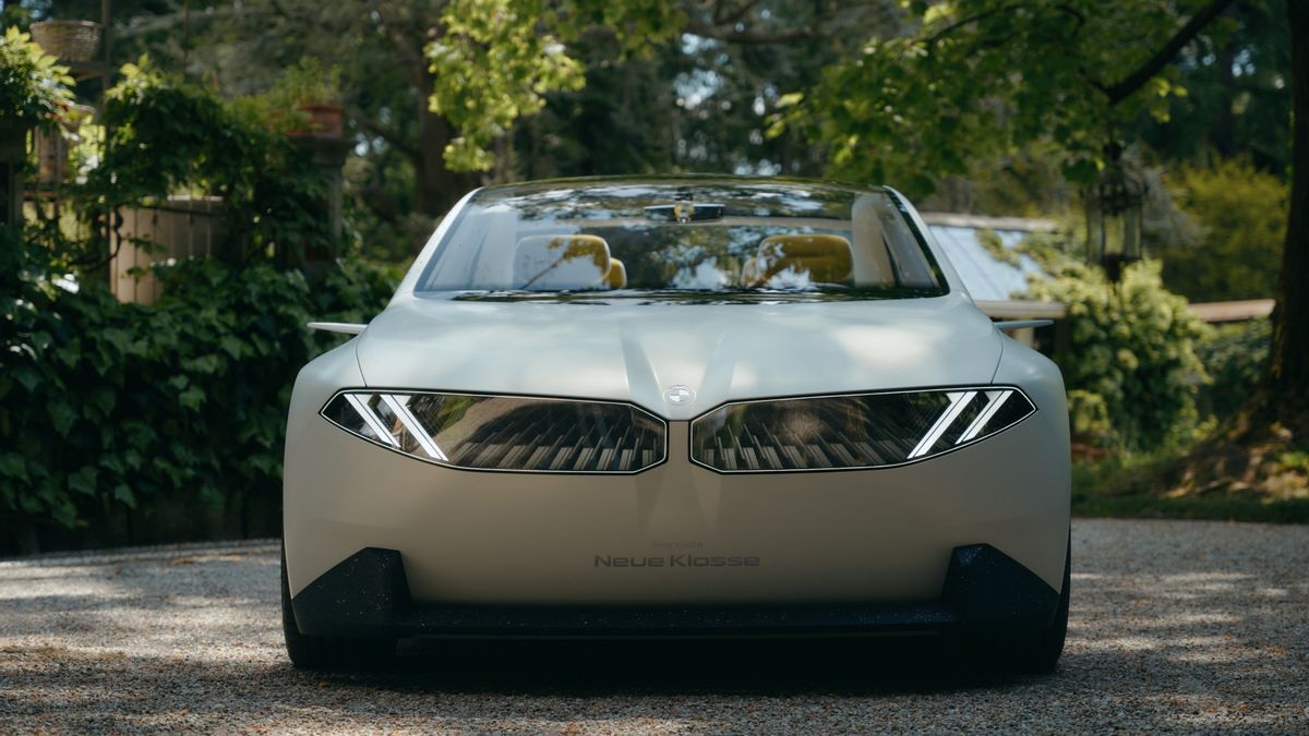 bmw-ev-sport.jpg